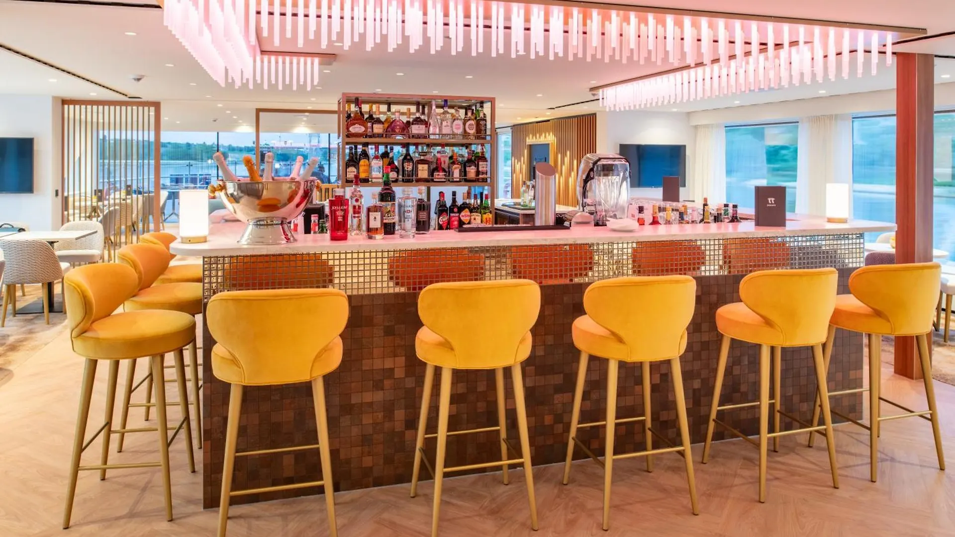 Πλωτό κατάλυμα Thurgau Gold - Art Basel Riverboat Hotel I