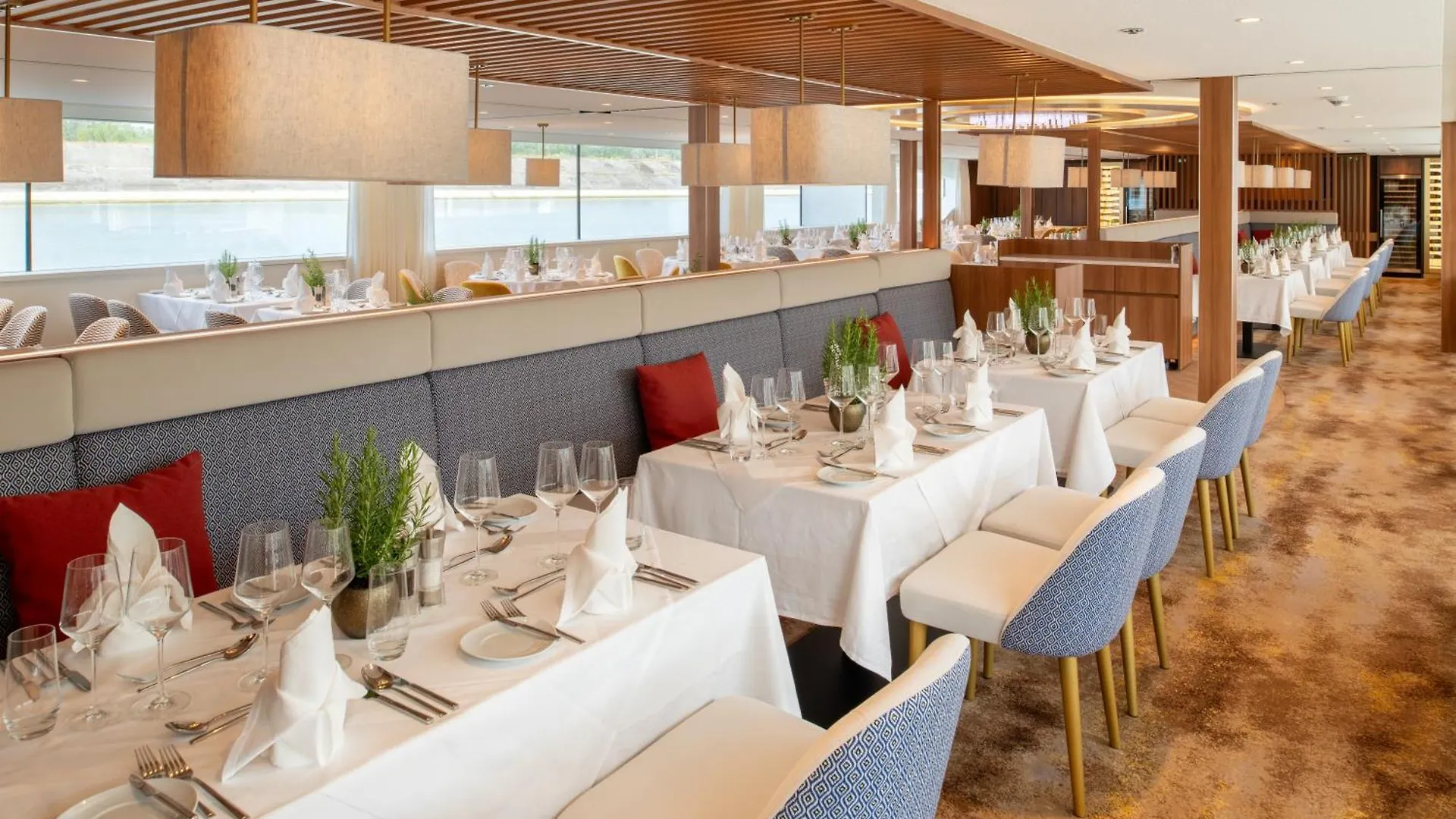Thurgau Gold - Art Basel Riverboat Hotel I Ελβετία